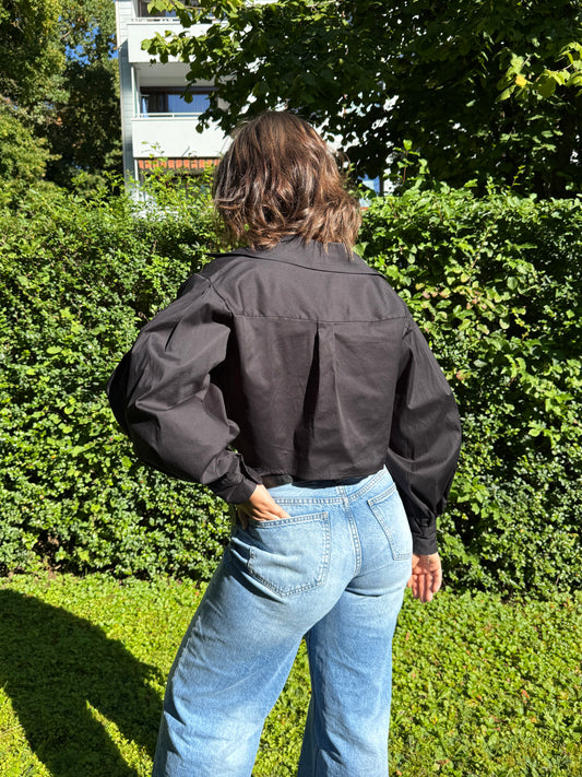 Cropped Hemd „Black Elegance“